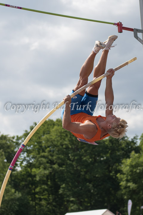 Credit: ETF / Ed Turk, Fotonr 25K_4459