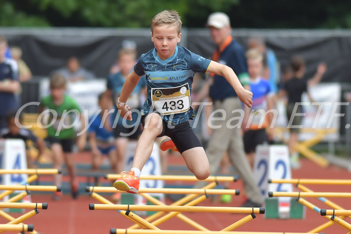 Credit: ETF / Ed Turk, Fotonr 25M_2296