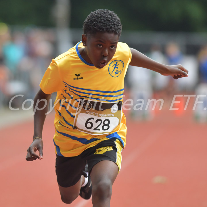 Credit: ETF / Ed Turk, Fotonr 25M_3584