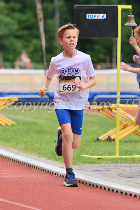 Credit: ETF / Ed Turk, Fotonr 25Z_3226