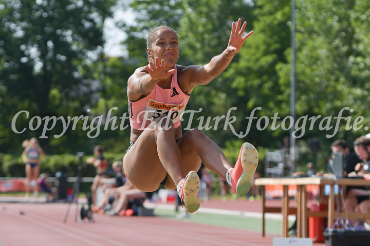 Credit: ETF / Ed Turk, Fotonr 25K_6361