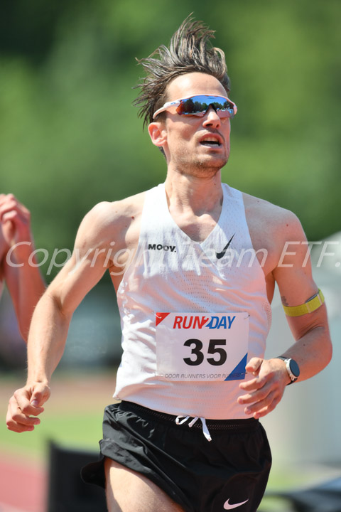 Credit: ETF /  Ed Turk, Fotonr 25Z_9606