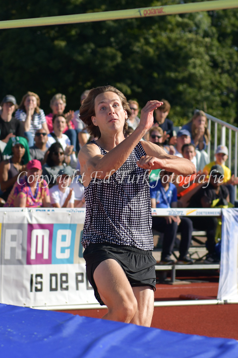 Credit: ETF /  Ed Turk; Photonumber 25M_9075