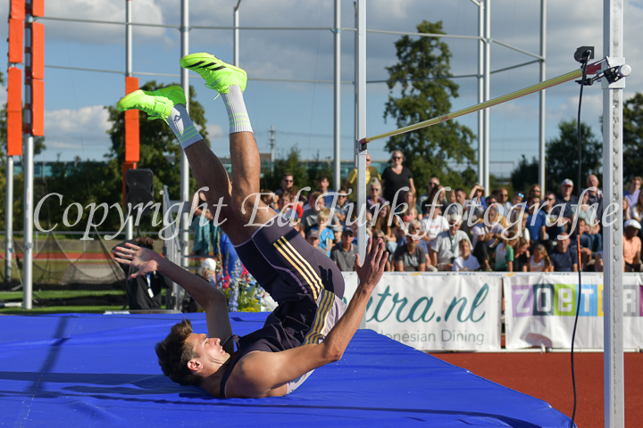 Credit: ETF /  Ed Turk; Photonumber 25M_9220