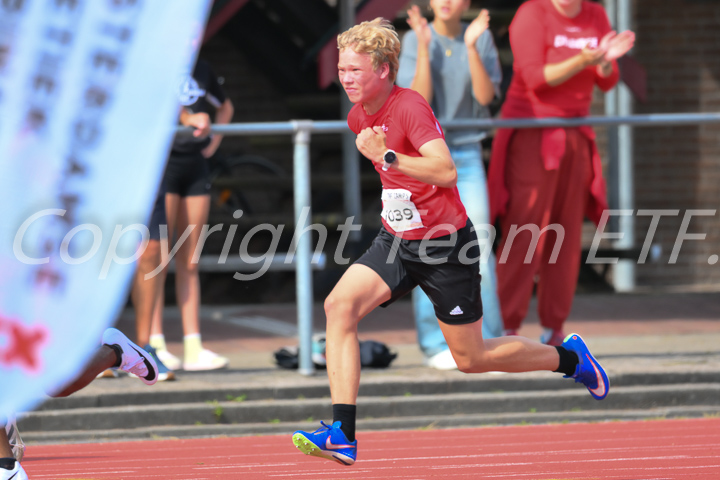 Credit: ETF /  Ed Turk; Photonumber 25Z_1956