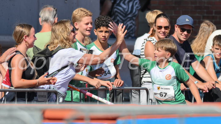 Credit: ETF /  Ed Turk; Photonumber 25Z_6455