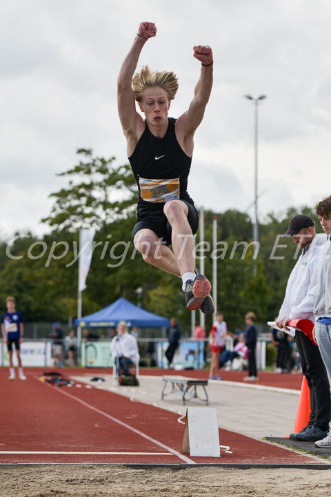 Credit: ETF /  Ed Turk; Photonumber 25M_1942