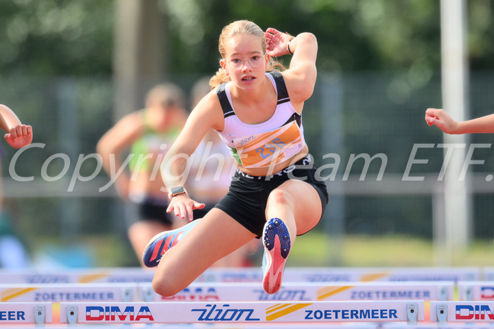 Credit: ETF /  Ed Turk; Photonumber 25Z_0496