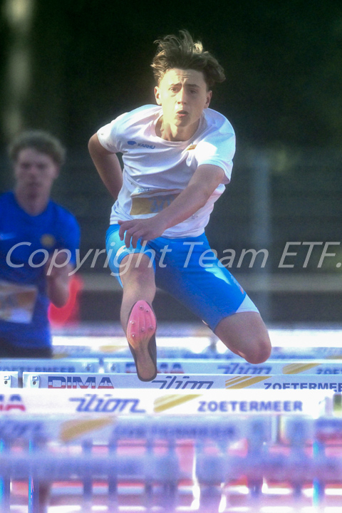 Credit: ETF /  Ed Turk; Photonumber 25Z_0620a