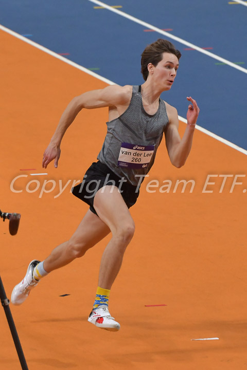 Credit: ETF / Ed Turk, Fotonr 25M_6386