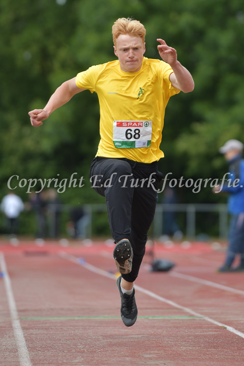 Credit: ETF / Ed Turk, Fotonr 25M_8485