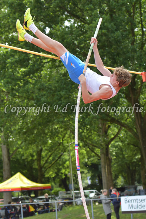 Credit: ETF / Ed Turk, Fotonr 25M_8904