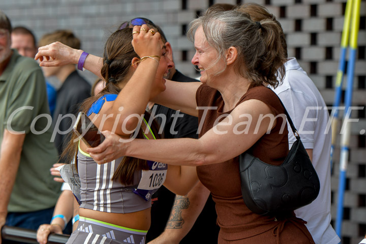 Credit: ETF /  Ed Turk, Fotonr 25M_5969